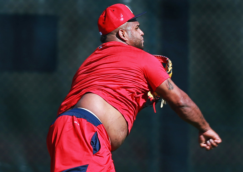 02/21/16: Fort Myers, FL:  Red Sox 3B Pablo Sandoval arrived this morning and took part in workouts with other position players in camp. He is pictured getting his arm loose throwing in the outfield  Spring Training for Red Sox players continued at Jet Blue South.(Globe Staff Photo/Jim Davis) section:sports topic:spring training