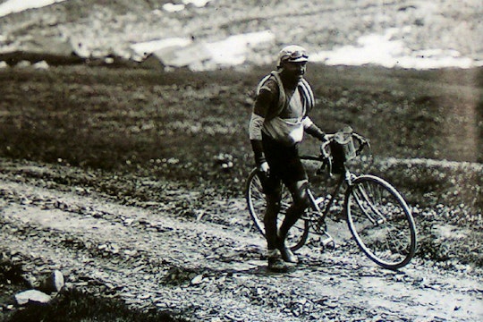 furto di bicicletta sotto controllo del testimone è tenetativo